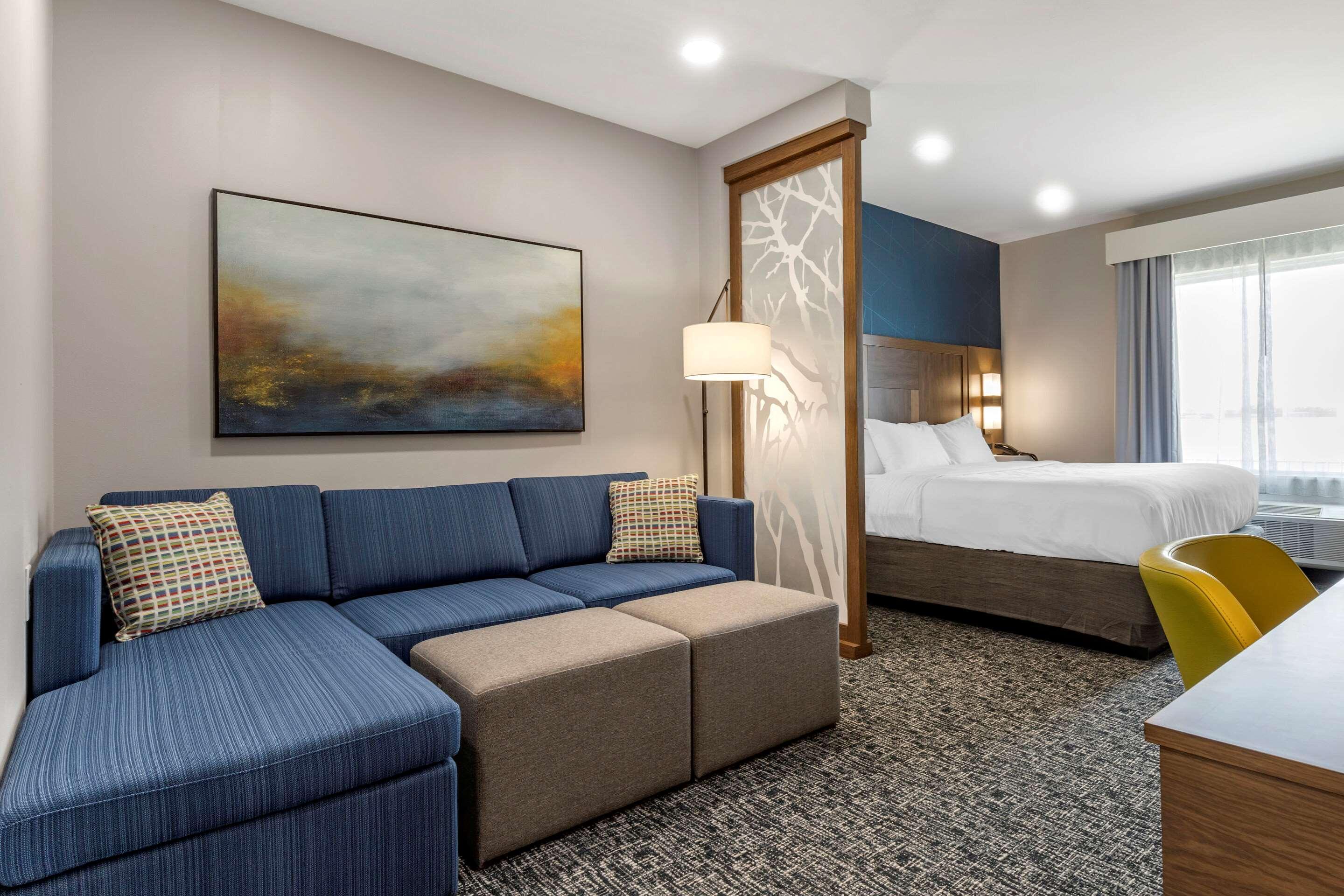 Comfort Suites Greenville Airport Bagian luar foto