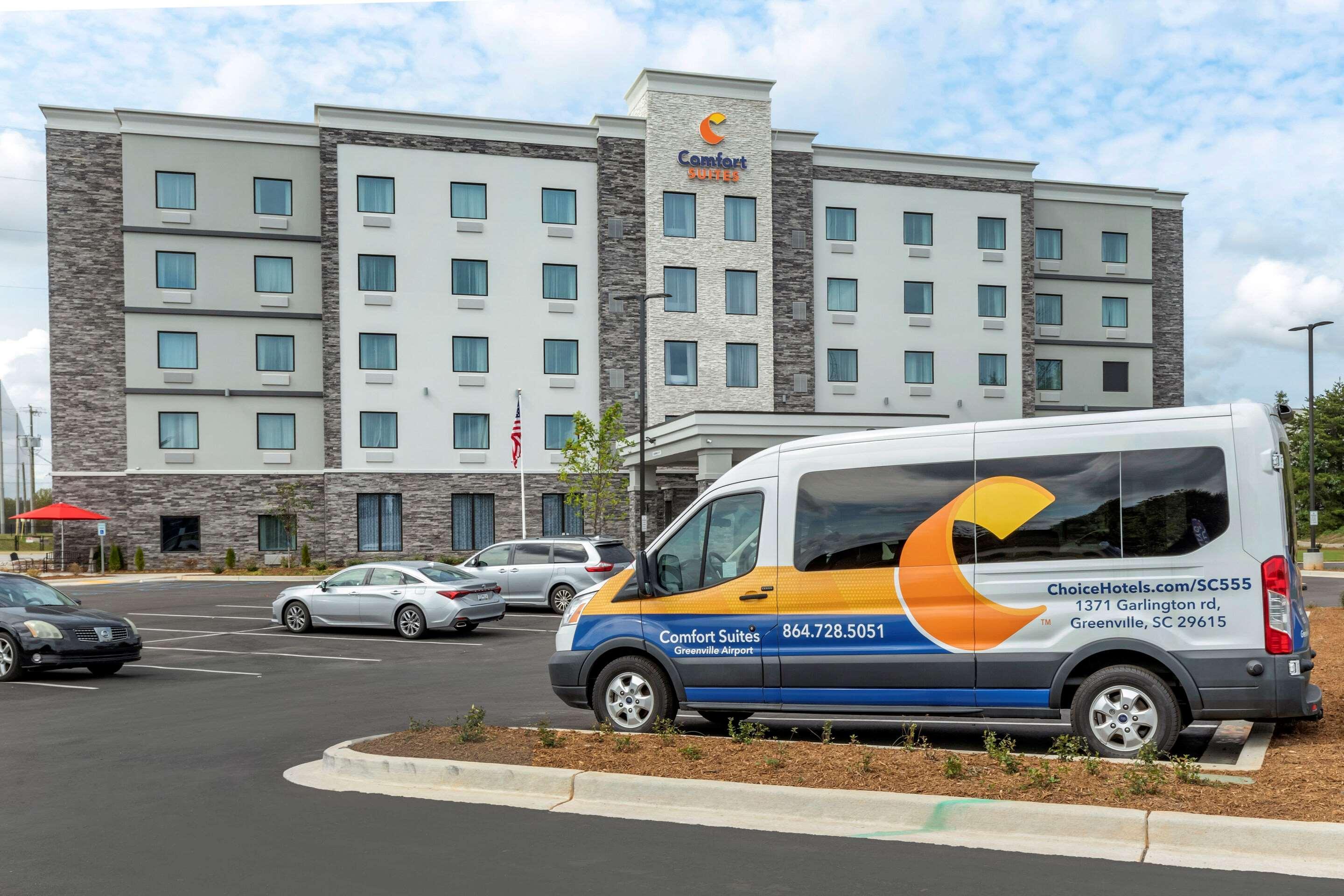 Comfort Suites Greenville Airport Bagian luar foto