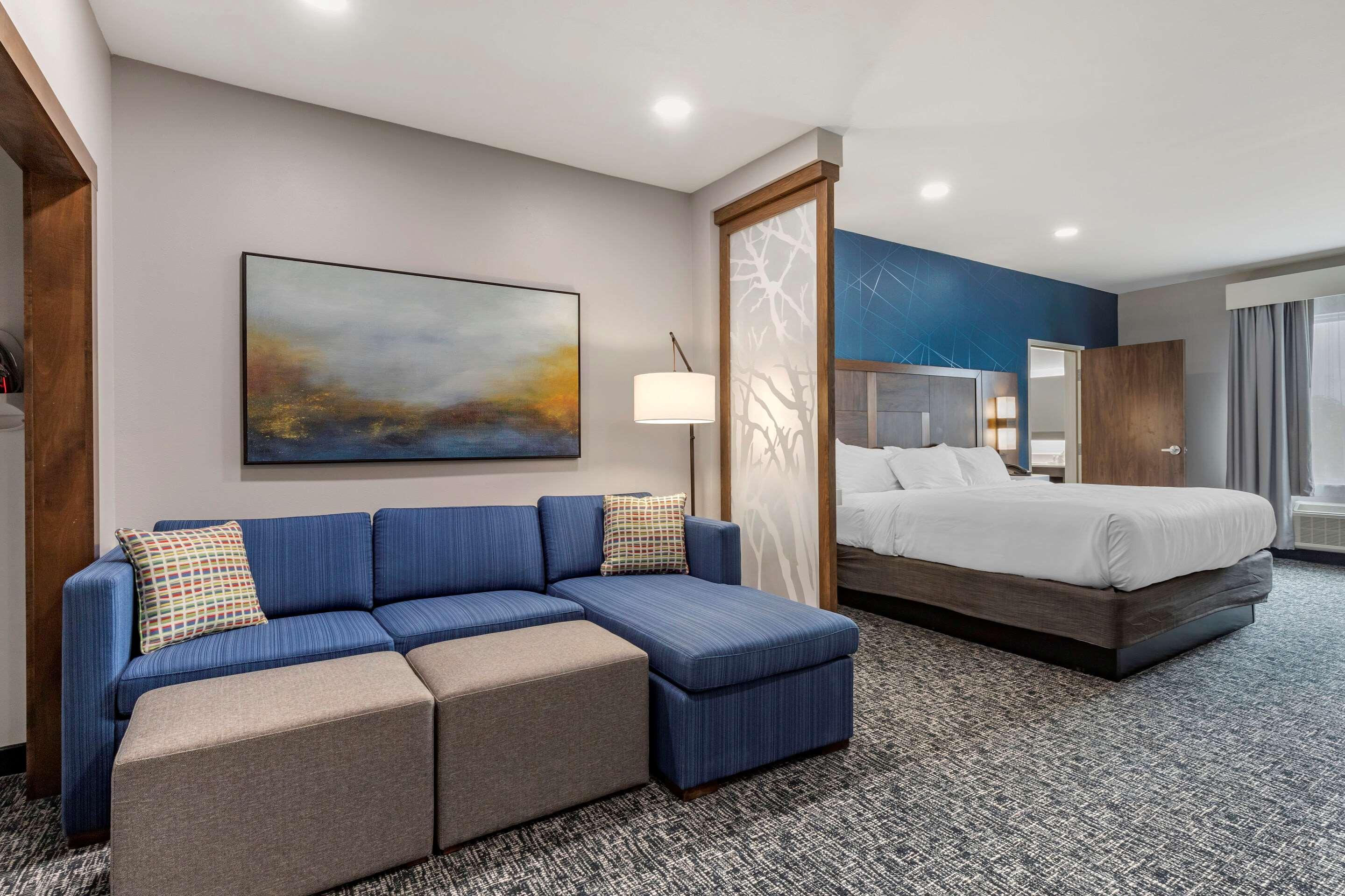 Comfort Suites Greenville Airport Bagian luar foto