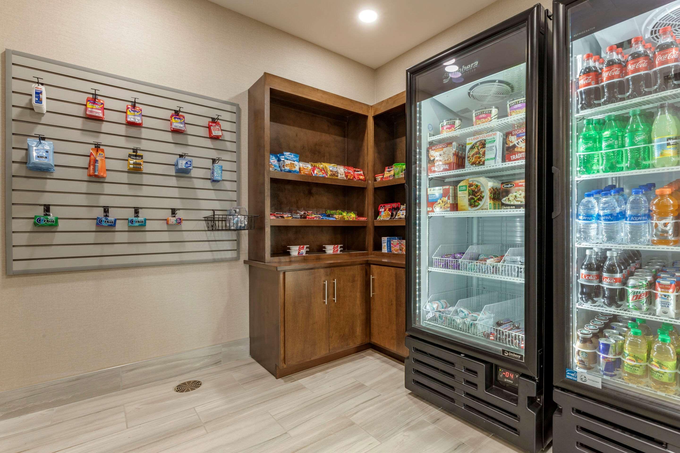 Comfort Suites Greenville Airport Bagian luar foto